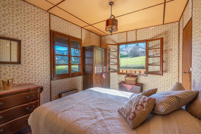 Image No.8-2 Bed House for sale