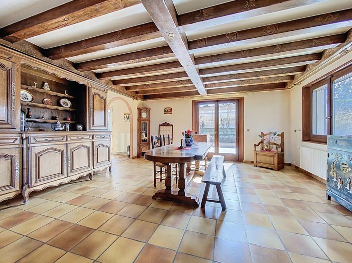 Image No.11-7 Bed House for sale