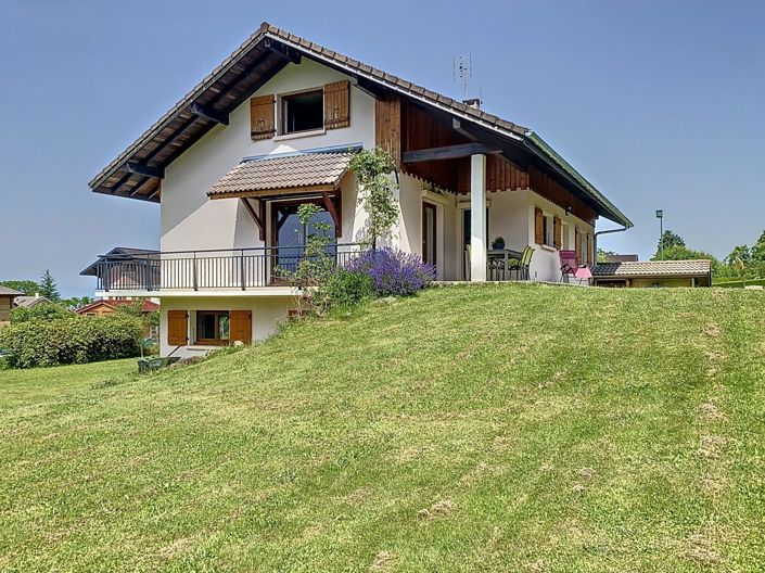 Image No.2-Maison de 5 chambres à vendre à Neuvecelle