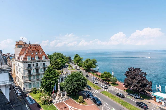 Image No.2-Appartement de 2 chambres à vendre à Evian-les-Bains