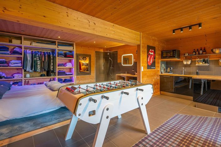 Image No.17-5 Bed House for sale