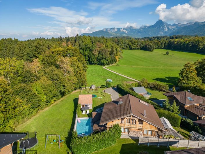 Image No.3-5 Bed House for sale