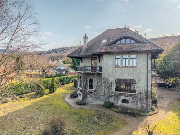 Image No.17-7 Bed House for sale