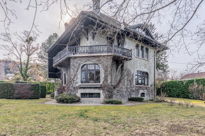 Image No.30-7 Bed House for sale