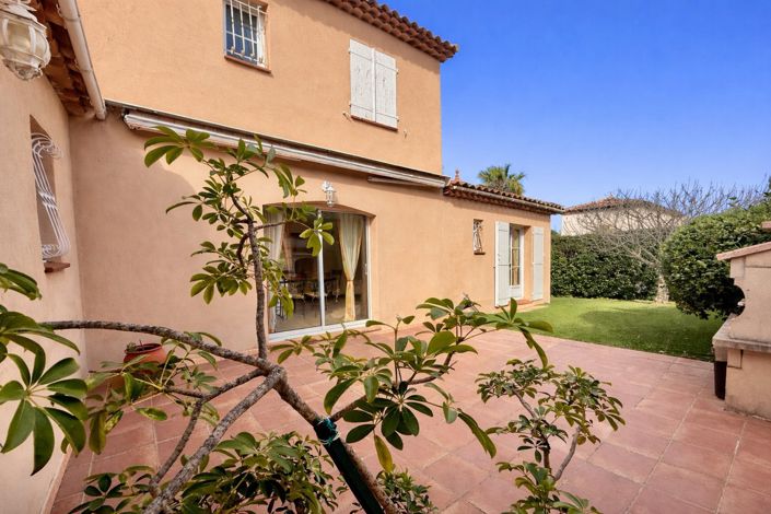 Image No.6-2 Bed House for sale