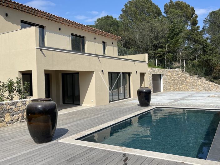 Image No.20-4 Bed House for sale