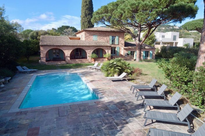 Image No.6-5 Bed House for sale