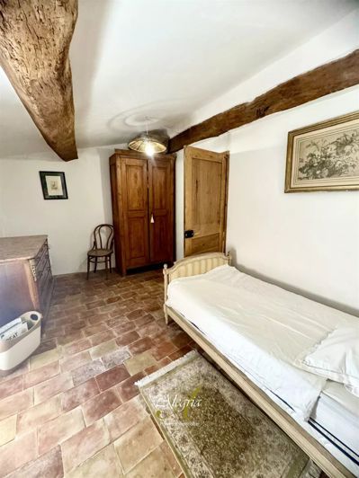 Image No.18-House for sale
