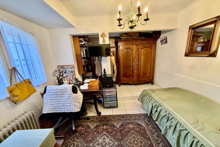 Image No.11-4 Bed House for sale