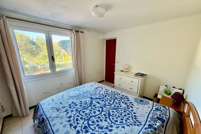 Image No.14-4 Bed House for sale