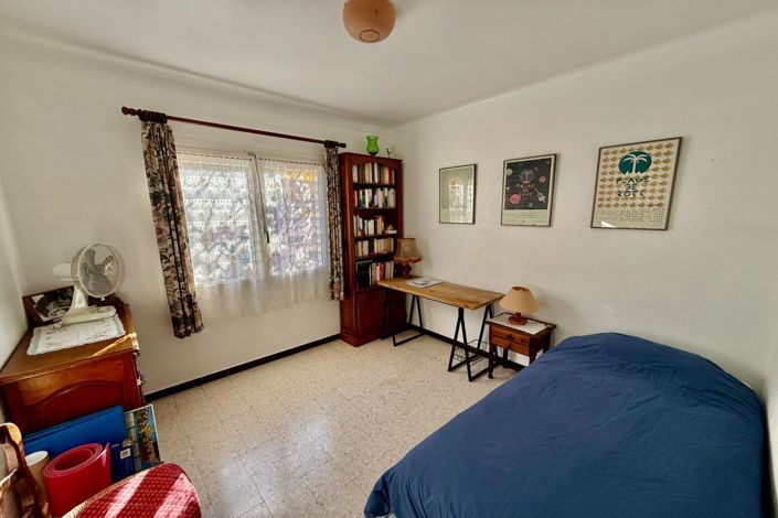 Image No.16-4 Bed House for sale