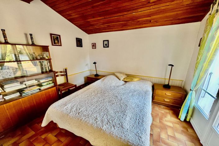 Image No.17-3 Bed House for sale