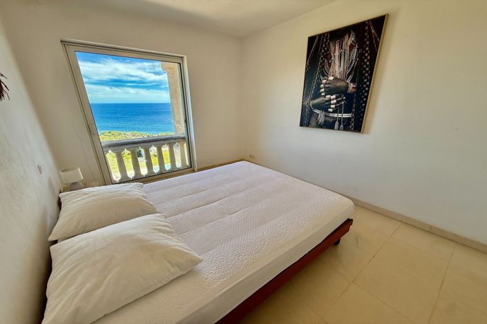 Image No.18-4 Bed House for sale