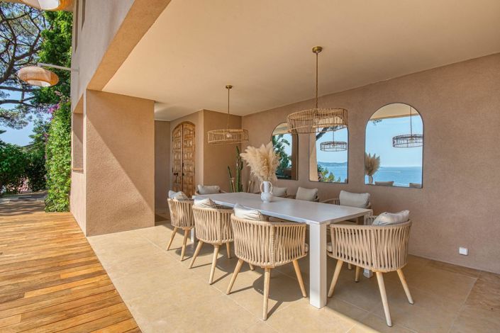 Image No.7-5 Bed House for sale