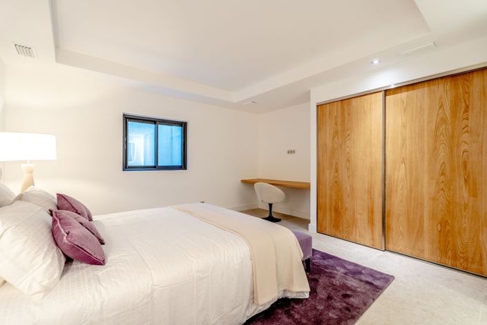 Image No.10-4 Bed House for sale