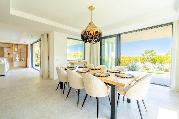 Image No.5-4 Bed House for sale