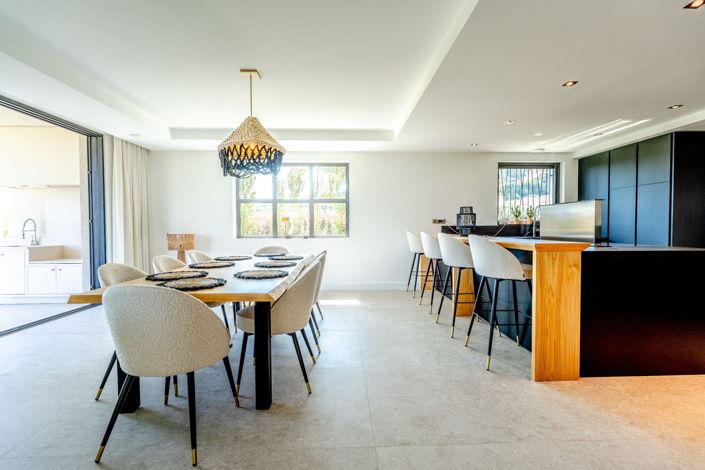 Image No.6-4 Bed House for sale