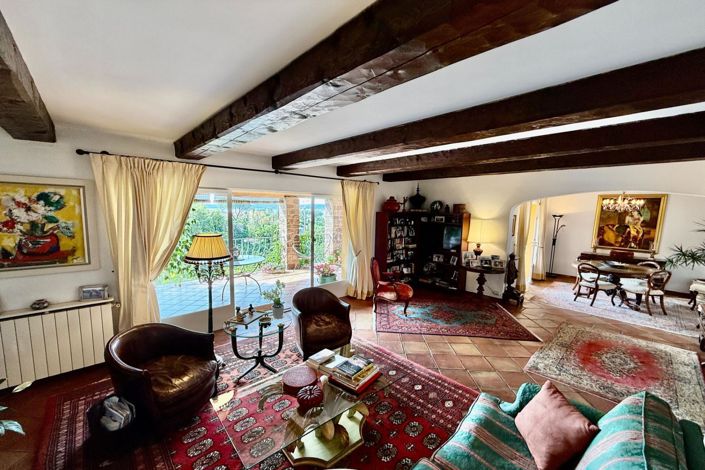 Image No.12-5 Bed House for sale