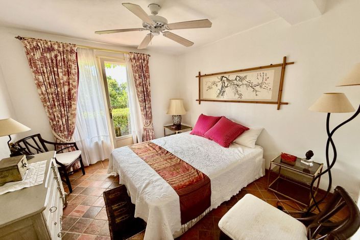 Image No.16-5 Bed House for sale