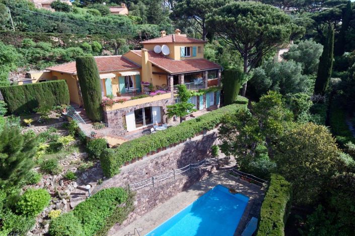 Image No.2-5 Bed House for sale