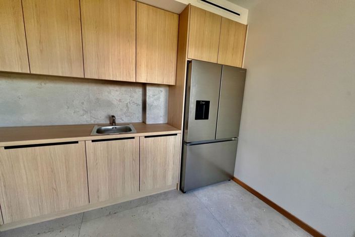 Image No.11-5 Bed House for sale