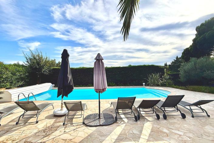 Image No.6-4 Bed House for sale