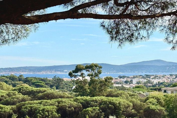 Image No.8-4 Bed House for sale