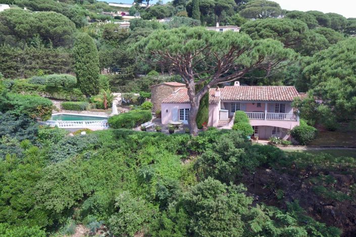 Image No.4-5 Bed House for sale