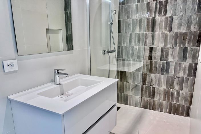 Image No.11-4 Bed House for sale