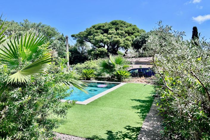 Image No.3-4 Bed House for sale