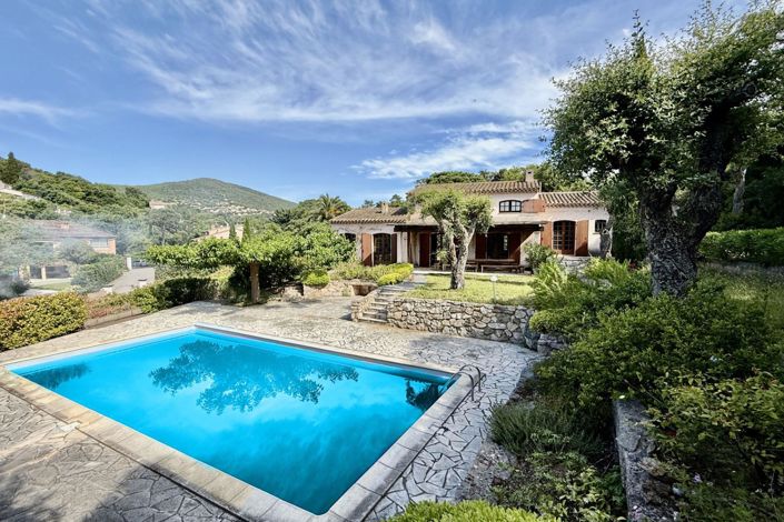 Image No.4-5 Bed House for sale