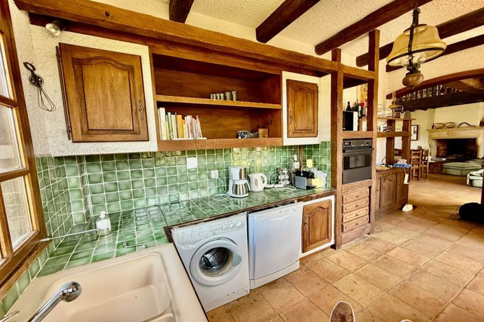 Image No.9-5 Bed House for sale