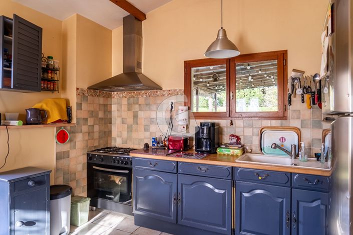 Image No.7-4 Bed House for sale