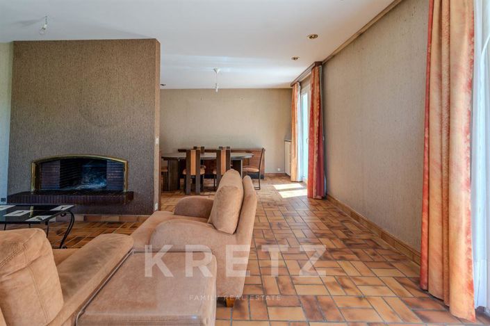 Image No.4-5 Bed House for sale