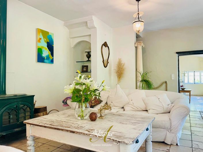 Image No.17-4 Bed House for sale