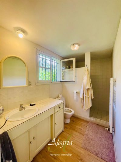 Image No.27-4 Bed House for sale