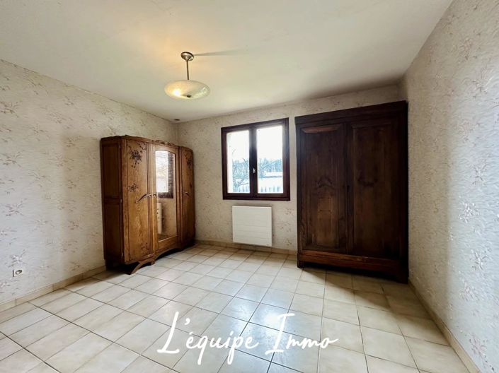 Image No.7-4 Bed House for sale