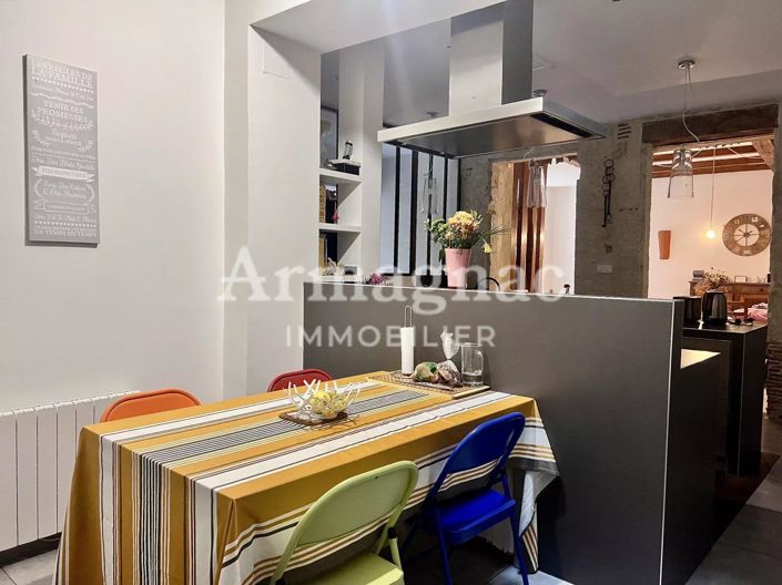 Image No.10-7 Bed House for sale