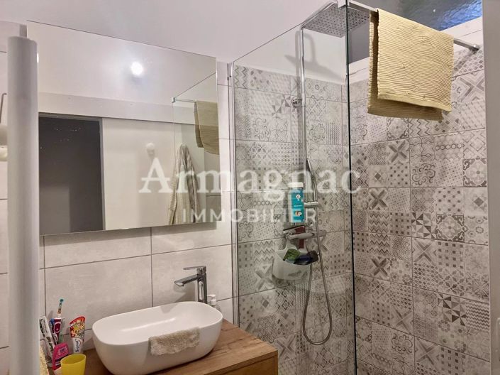 Image No.11-7 Bed House for sale