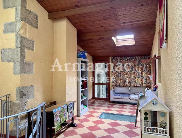 Image No.12-7 Bed House for sale