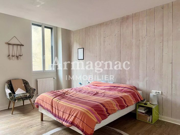 Image No.14-7 Bed House for sale