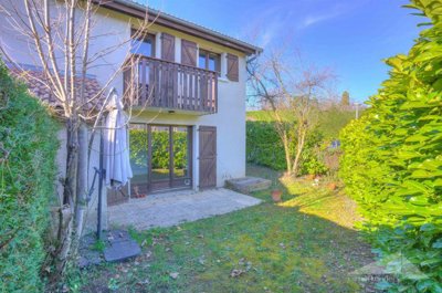 1 - Ferney-Voltaire, Maison