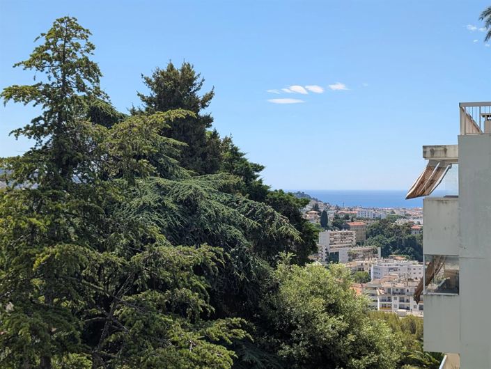 Image No.12-3 Bed Apartment for sale