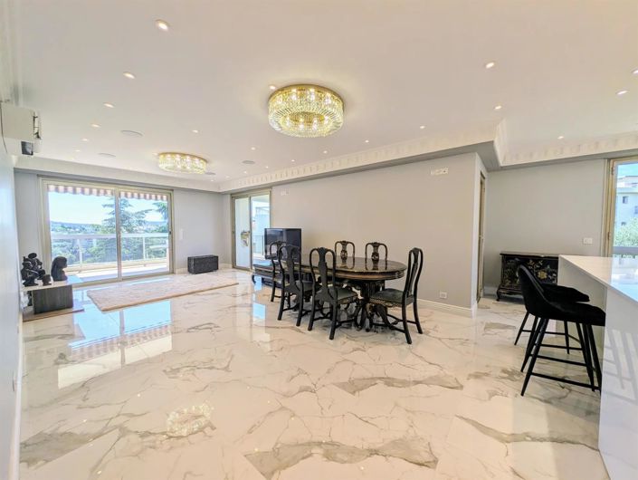 Image No.14-3 Bed Apartment for sale