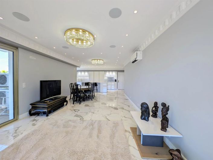 Image No.9-3 Bed Apartment for sale