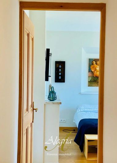 Image No.21-House for sale