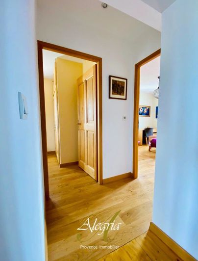 Image No.23-House for sale