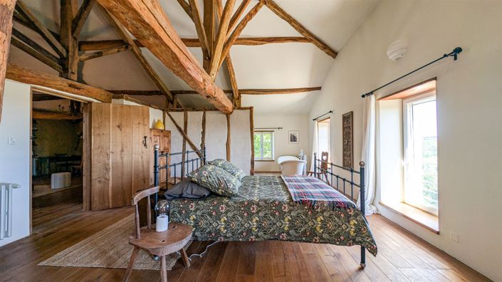 Image No.17-4 Bed House for sale