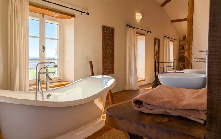 Image No.19-4 Bed House for sale