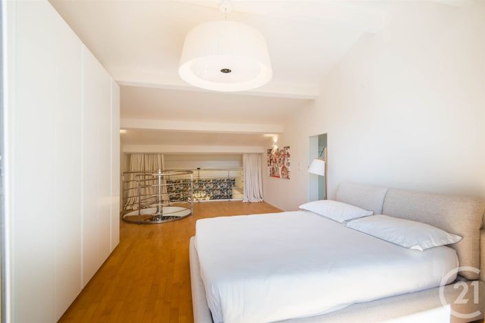 Image No.14-8 Bed House for sale